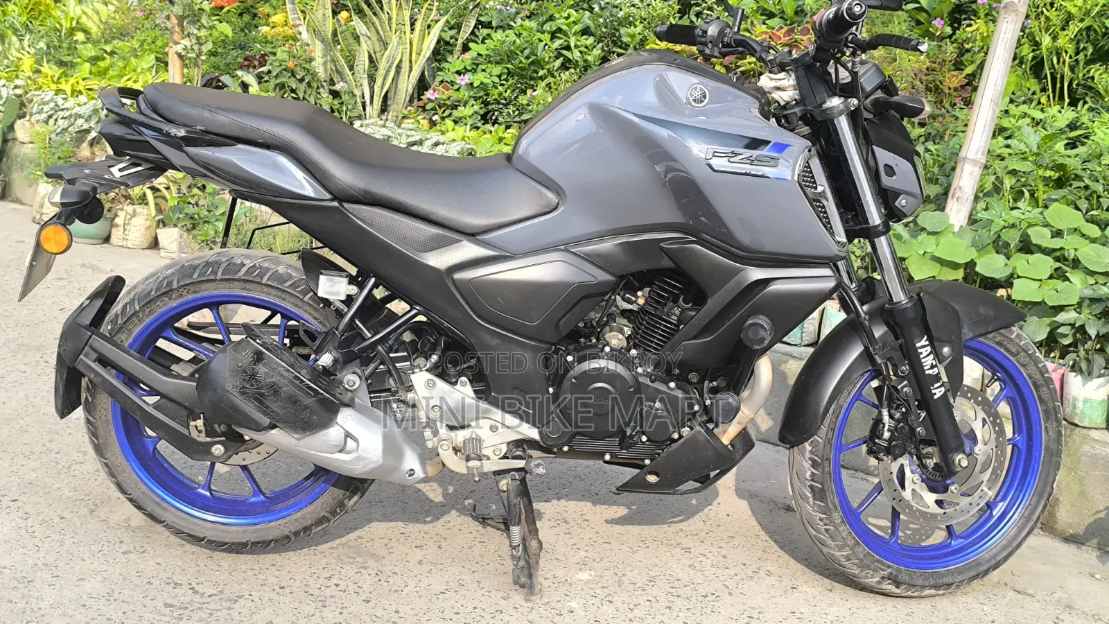 Yamaha FZS V3 2024 Gray