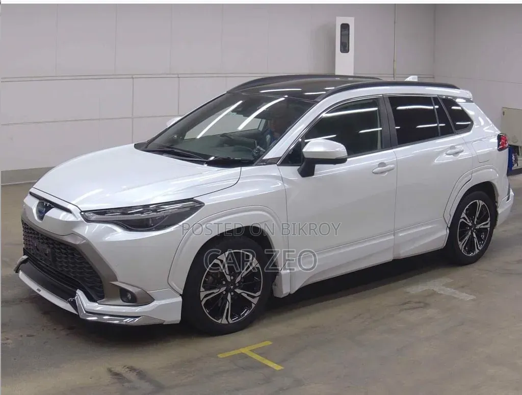 Toyota Corolla Cross 1.8 Hybrid AWD 2021 Pearl