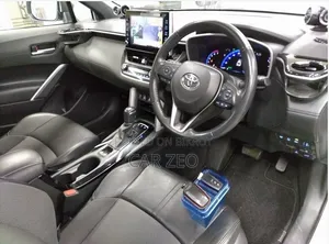 Toyota Corolla Cross 1.8 Hybrid AWD 2021 Pearl