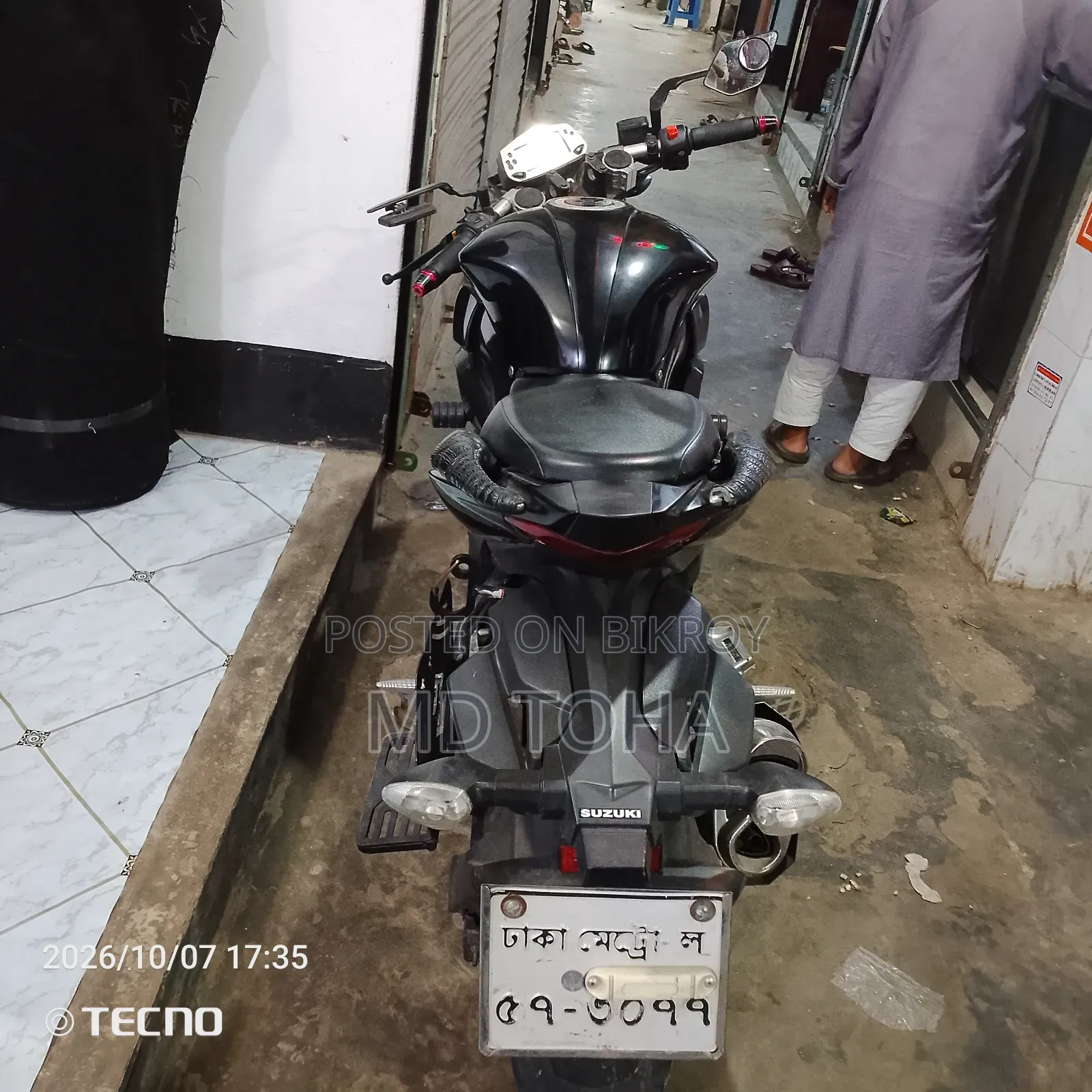 সুজুকি জিক্সার এসএফ ২০২২ ব্ল্যাক