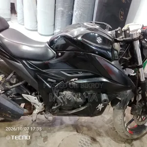 সুজুকি জিক্সার এসএফ ২০২২ ব্ল্যাক