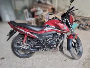 হোন্ডা লিভো ২০১৯ লাল