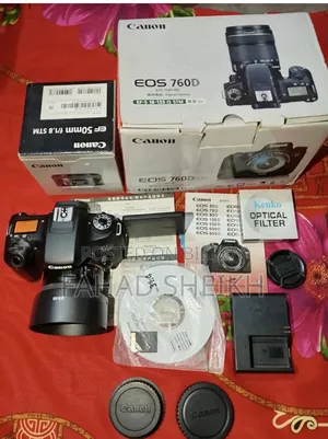 DSLR Canon 760d