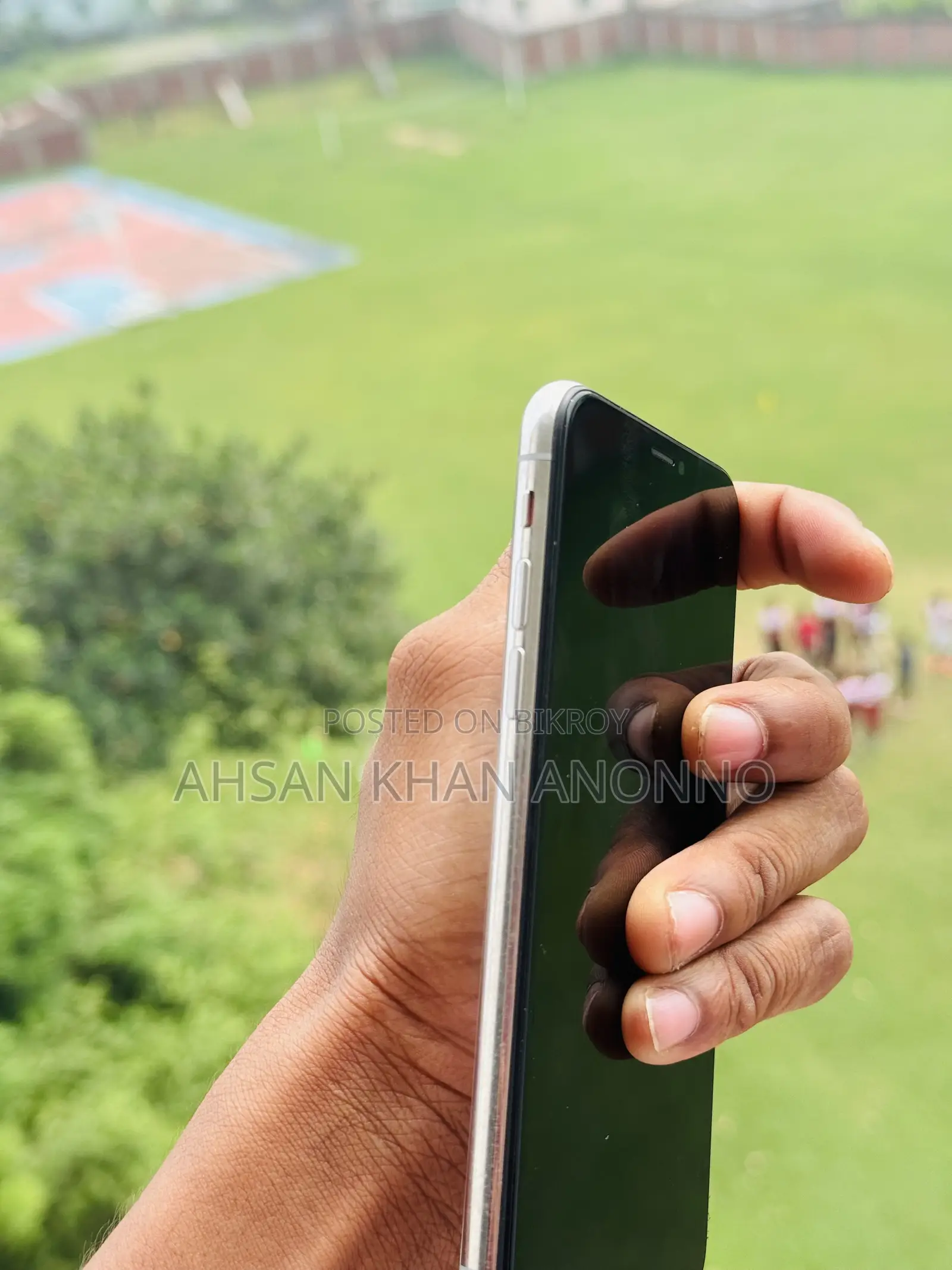 Apple iPhone X 64 GB White