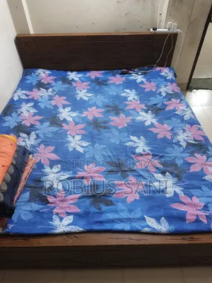 6*7 King Size Bed With Mattress