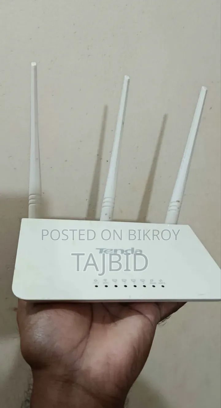 Tenda F3 Router