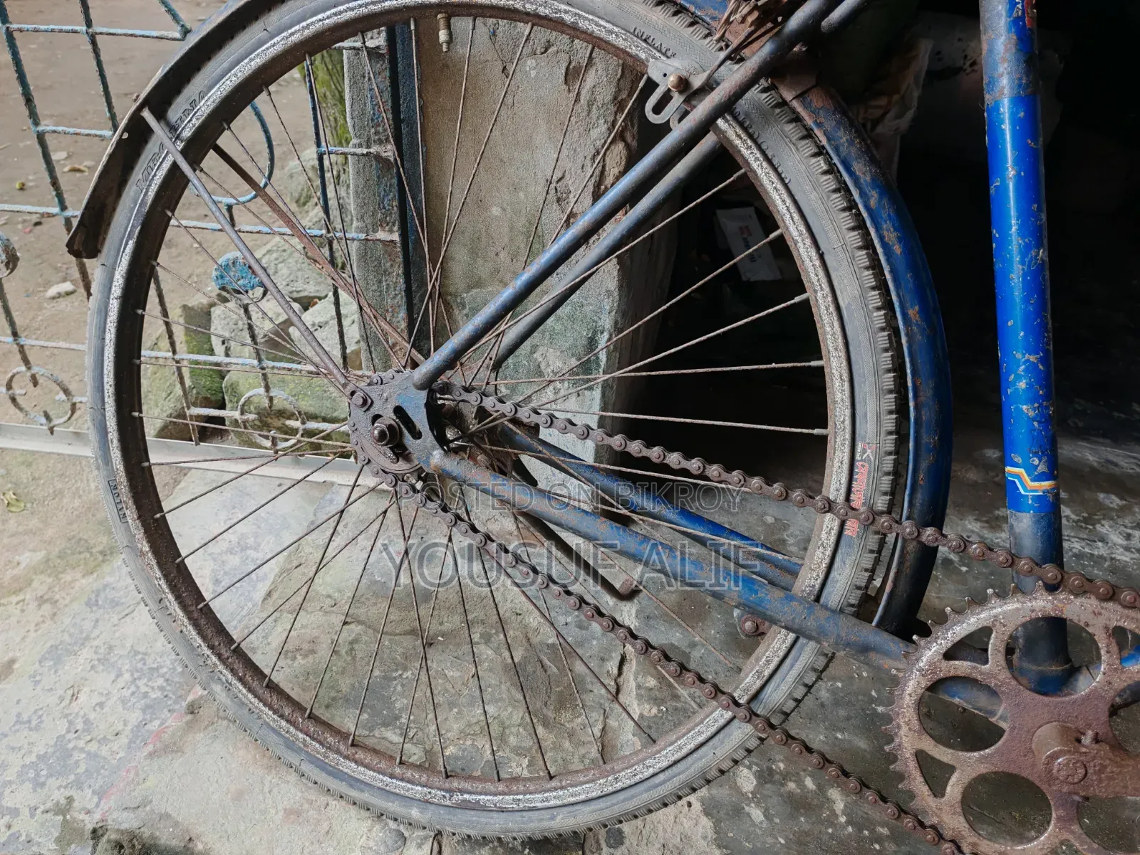 Classic Pakistani Era Roadster Bike