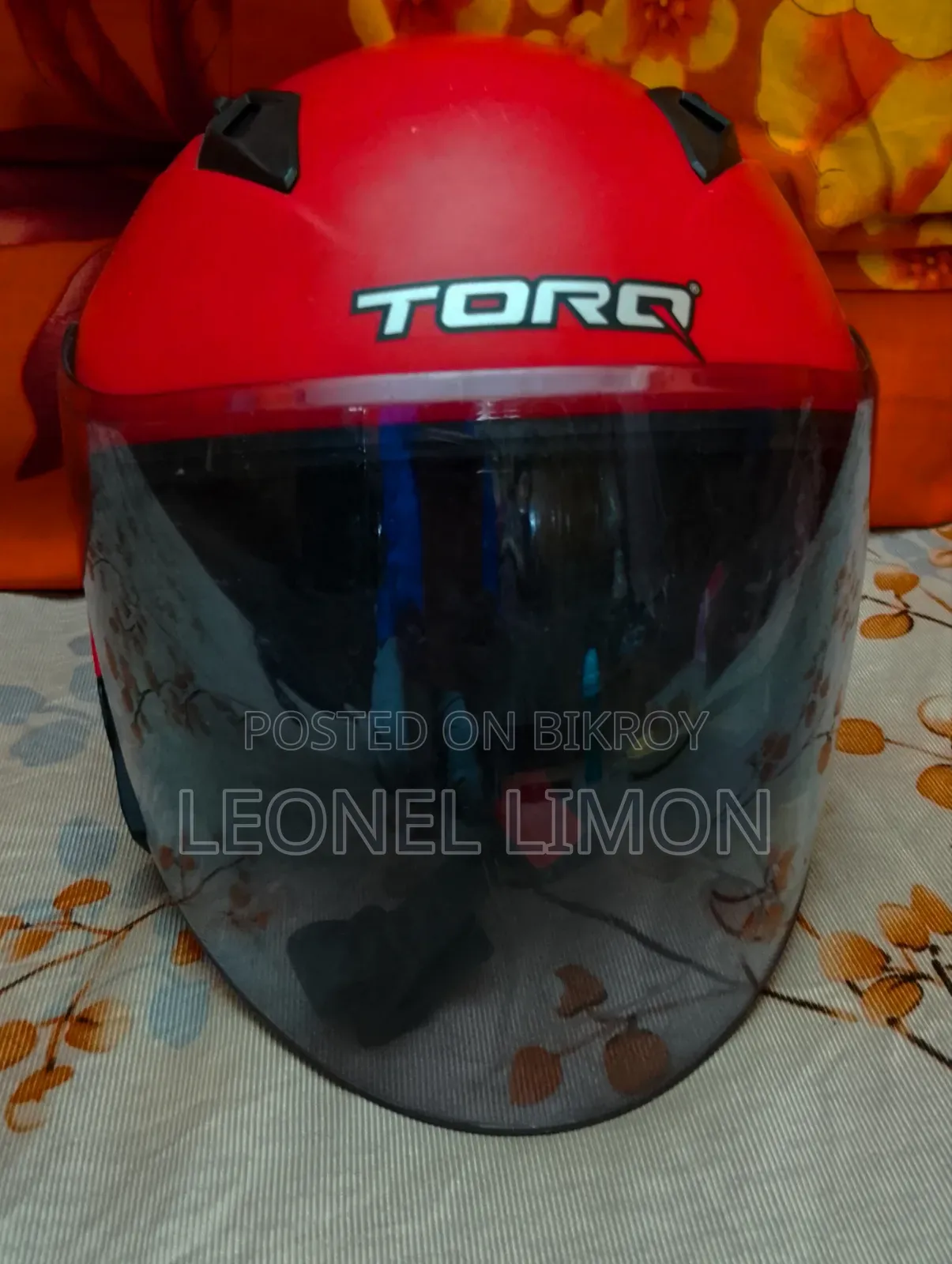হেলমেট {TORQ}