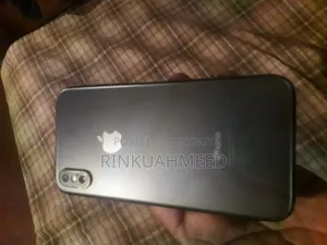 অ্যাপল আইফোন এক্সএস ৬৪ জিবি ব্ল্যাক