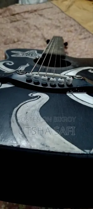 Guitarlele for Sell. Small Guitar