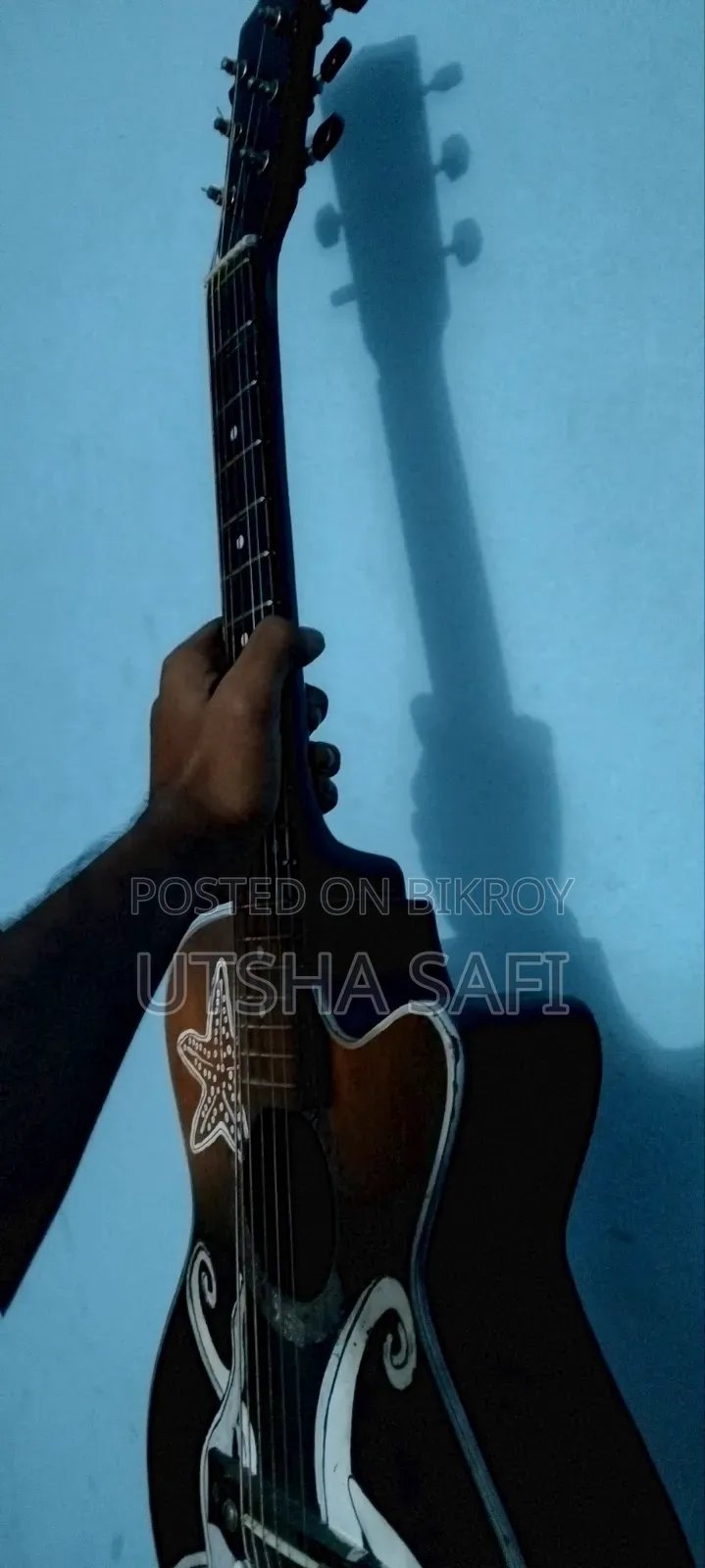 Guitarlele for Sell. Small Guitar
