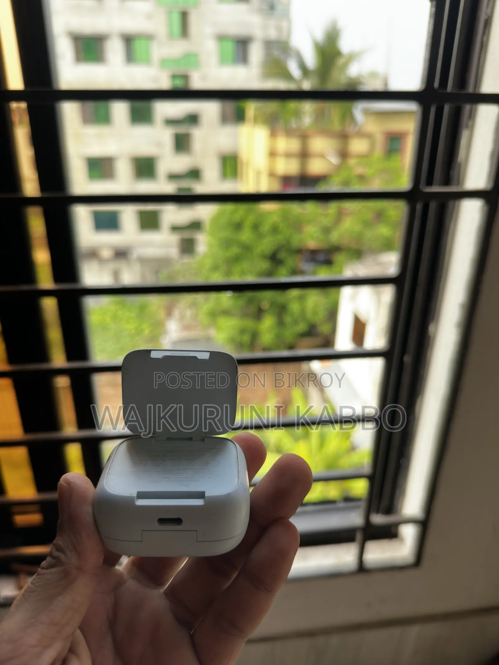 Anker Soundcore P30i