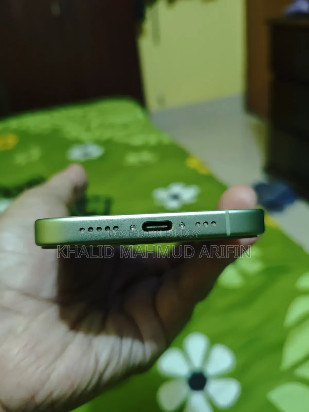 অ্যাপল আইফোন ১৭ ২৫৬ জিবি সবুজ