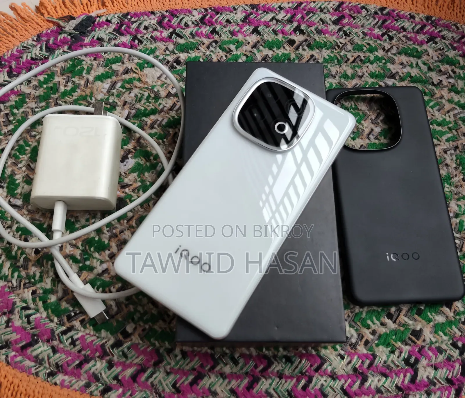 ভিভো আইকিউওও জেড১০ টার্বো প্রো ২৫৬ জিবি সাদা