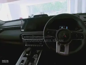 Mitsubishi Xpander Premium 2026 Gray