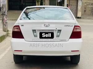 Toyota Corolla Sedan 2005 White