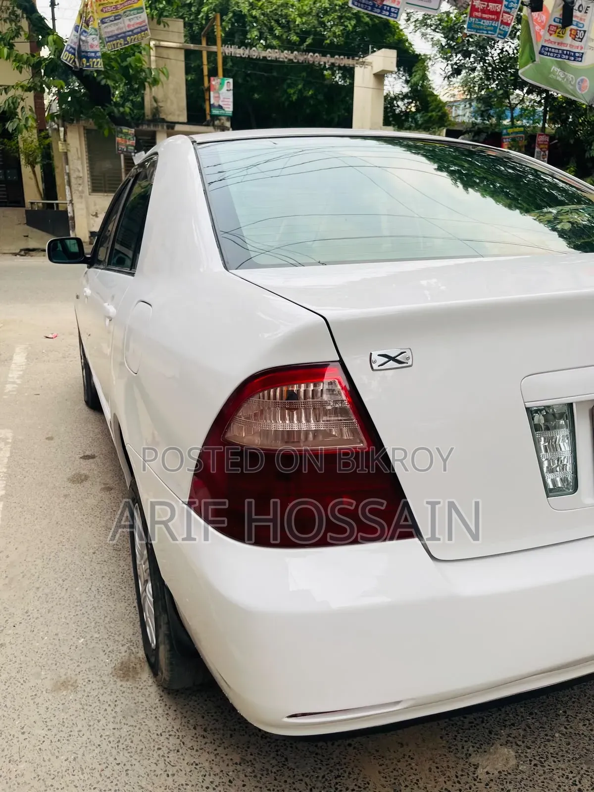 Toyota Corolla Sedan 2005 White