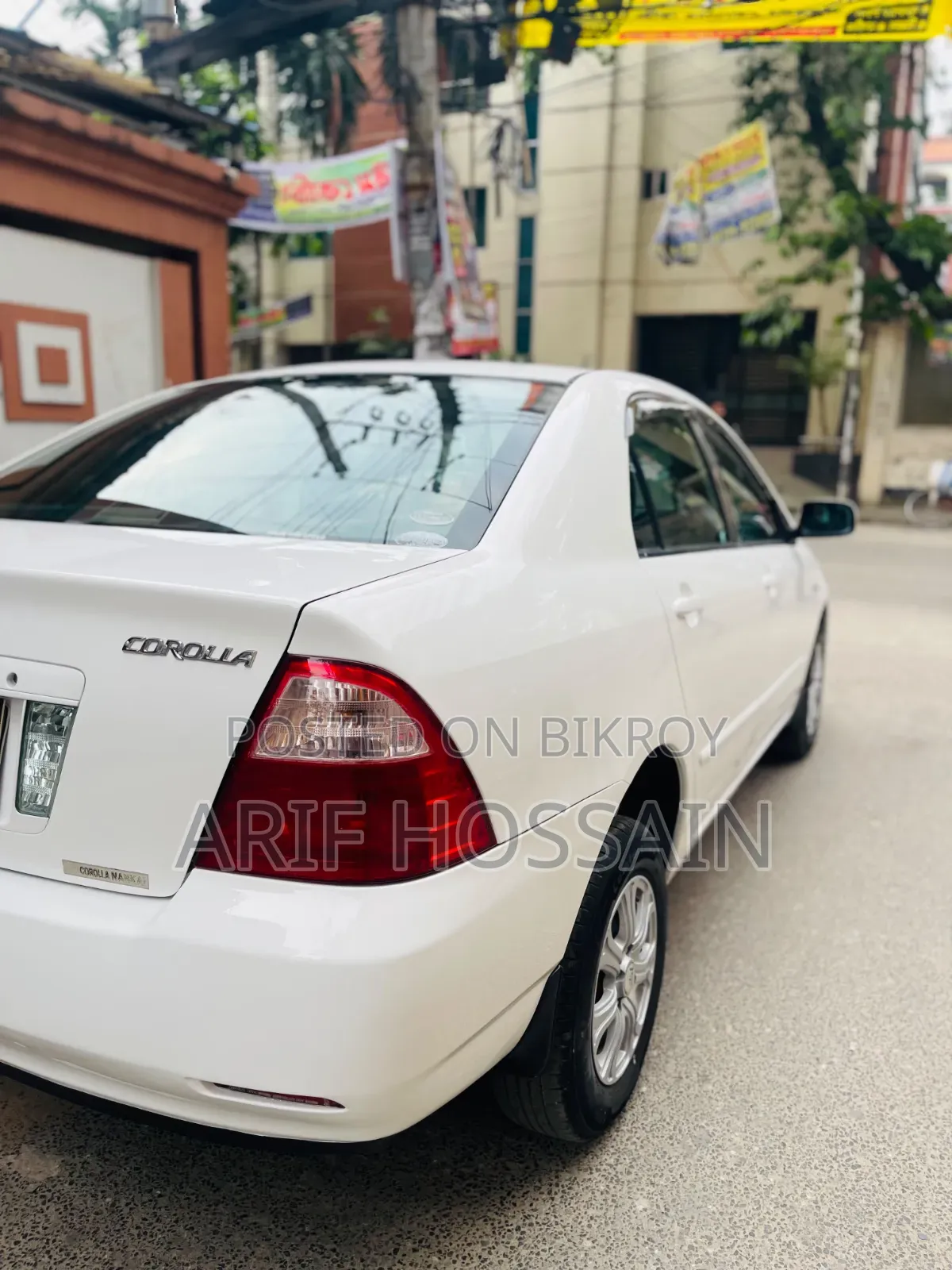 Toyota Corolla Sedan 2005 White