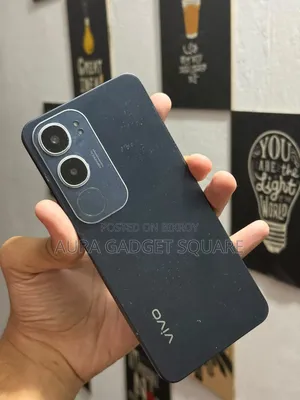 Vivo Y19s 128 GB Blue