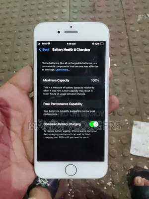 Apple iPhone 8 64 GB White