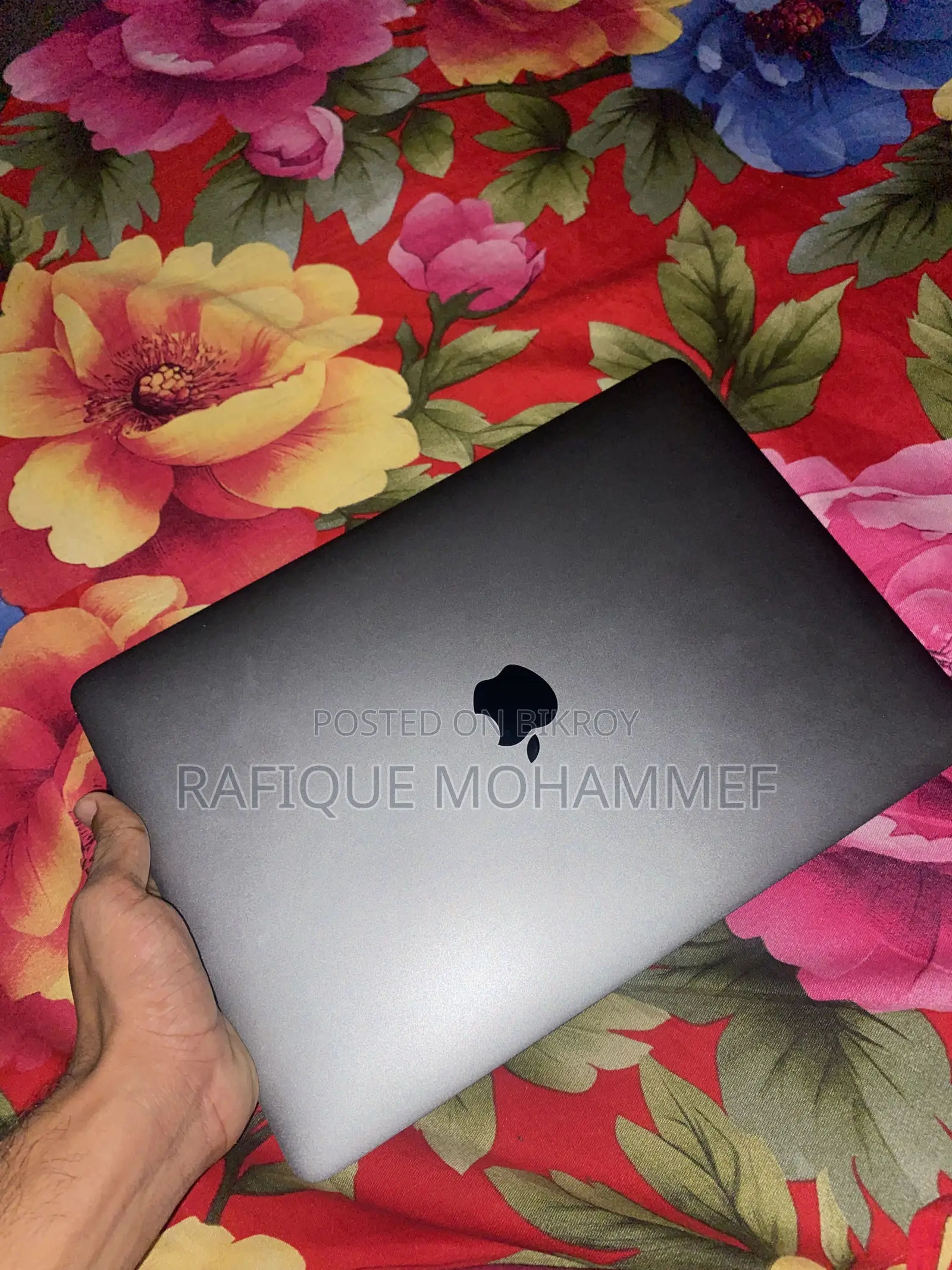 Laptop Apple MacBook Pro 2017 8GB Intel Core i5 SSD 256GB