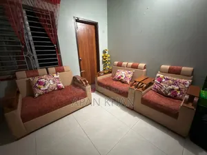 ৫ সিট সোফা