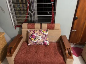 ৫ সিট সোফা