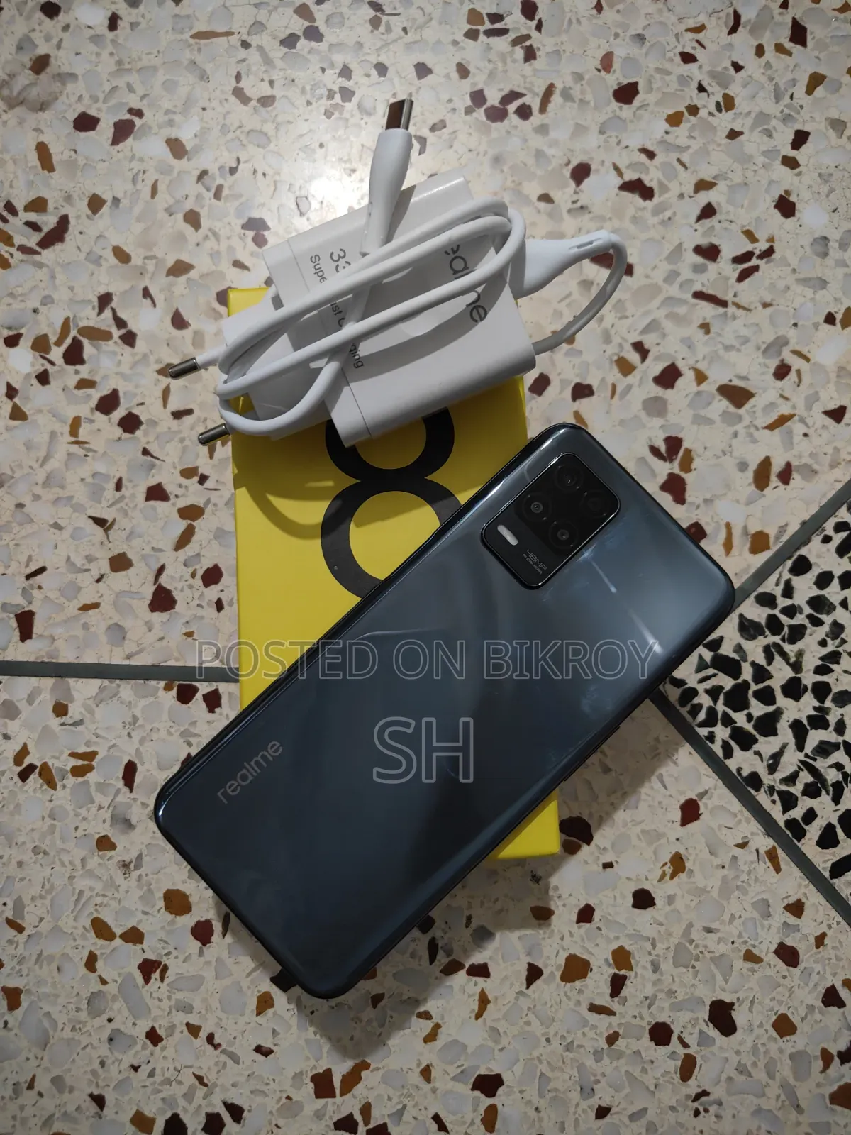 রিয়েলমি ৮ ৫জি ১২৮ জিবি ব্ল্যাক
