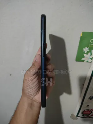 রিয়েলমি ৮ ৫জি ১২৮ জিবি ব্ল্যাক