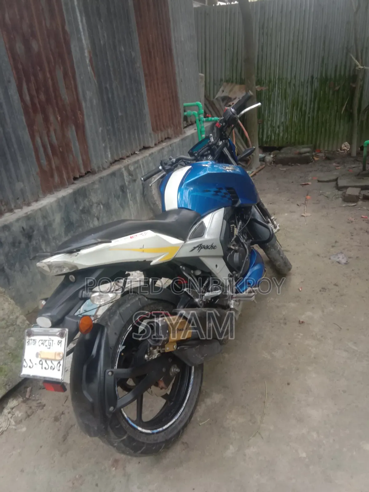 টিভিএস আপাচি ১৬০ ৪ভি ২০১৯ সবুজ