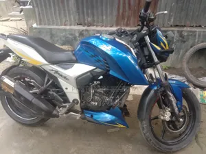 টিভিএস আপাচি ১৬০ ৪ভি ২০১৯ সবুজ