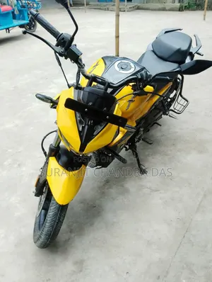 হিরো এক্সট্রিম ১২৫আর ২০২৬ হলুদ