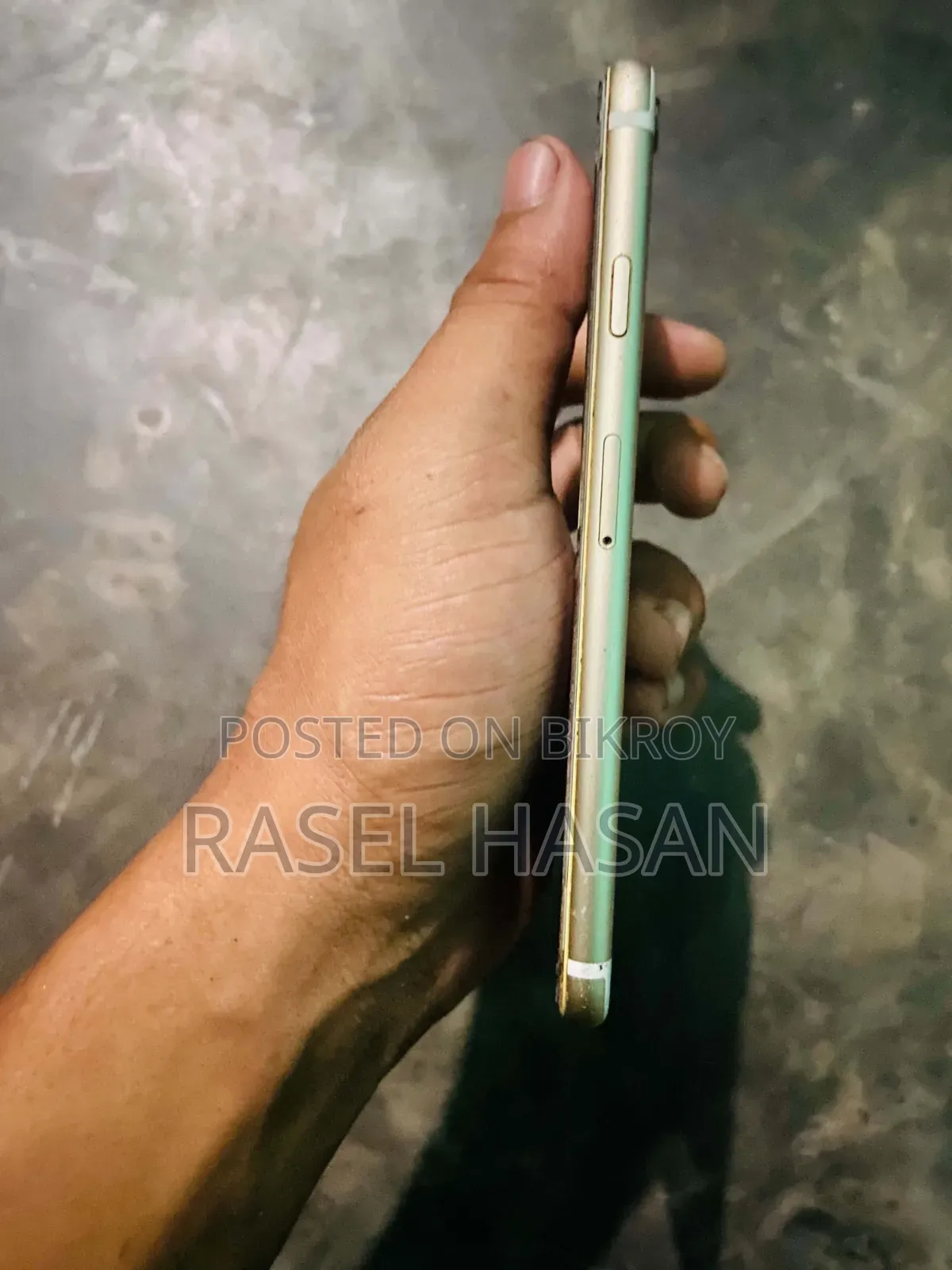 মোবাইল ফোন ৬৪ জিবি রোজ গোল্ড