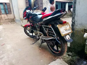 Bajaj Pulsar 150 2011 Red