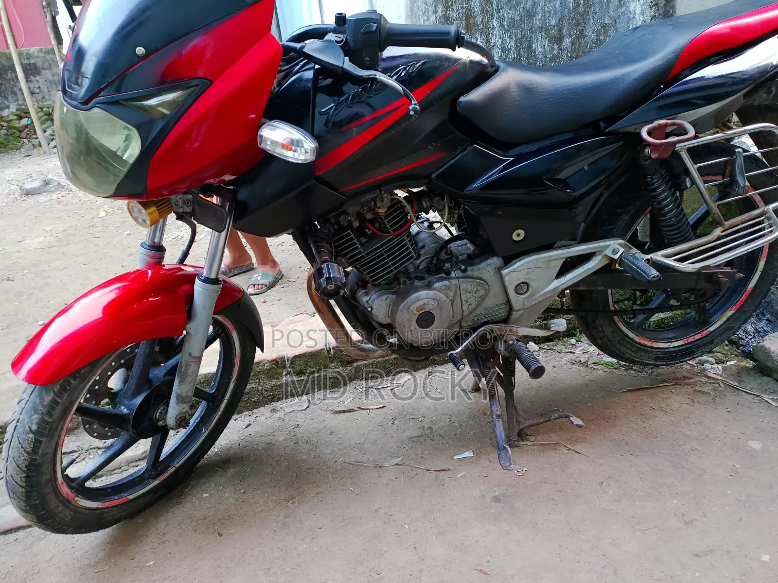 Bajaj Pulsar 150 2011 Red