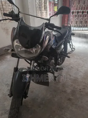 Bajaj Discover 100 2012 Black