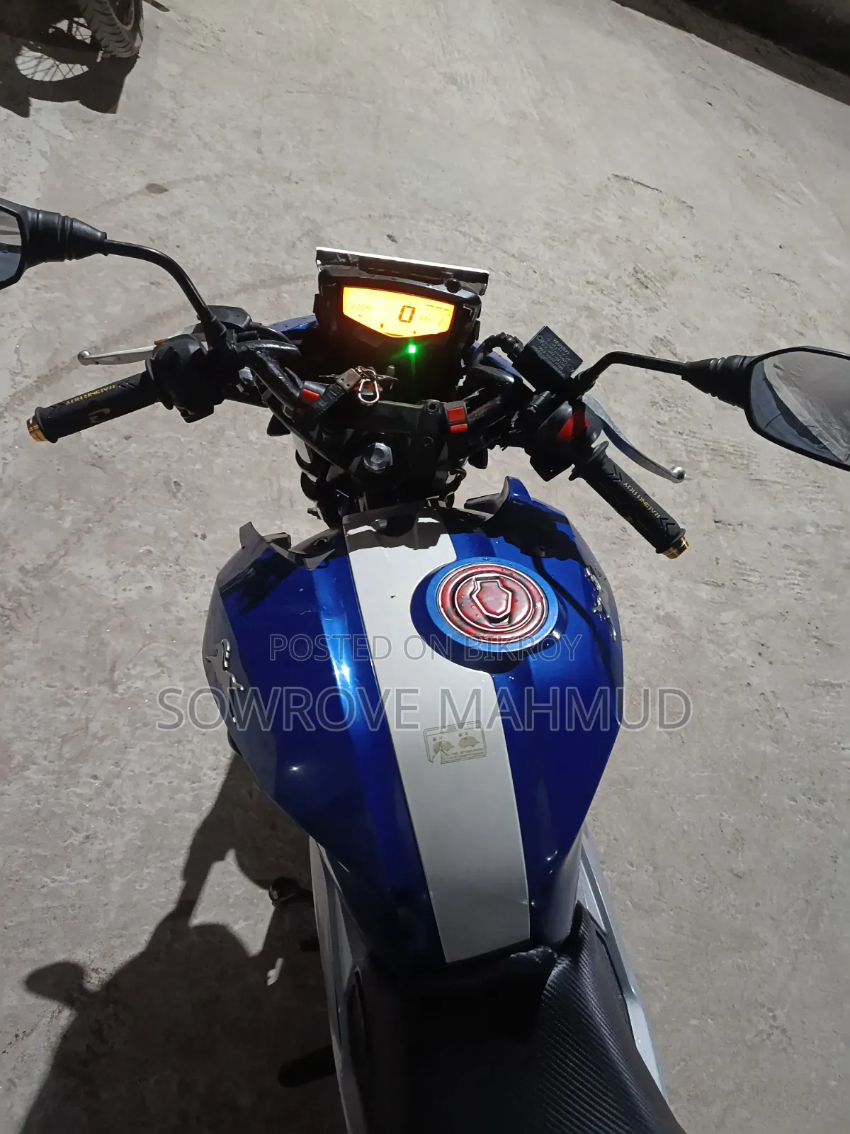 New TVS Apache RTR 160 4V 2020 Blue