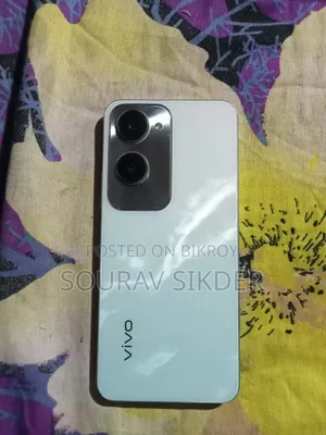 Vivo Y18 ১২৮ জিবি হোয়াইট