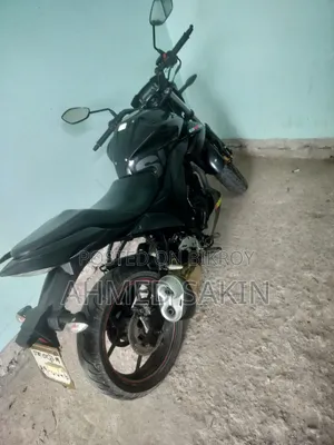 নিউ সুজুকি জিক্সার ২৫০ ২০১৯ ব্ল্যাক