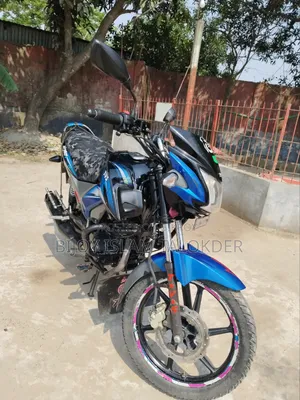 টিভিএস স্ট্রাইকার ১২৫ ২০১৭ নীল
