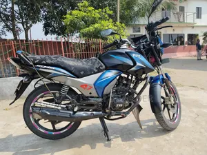 টিভিএস স্ট্রাইকার ১২৫ ২০১৭ নীল