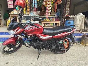 বাজাজ ডিসকভার ১১০ ২০২২ লাল
