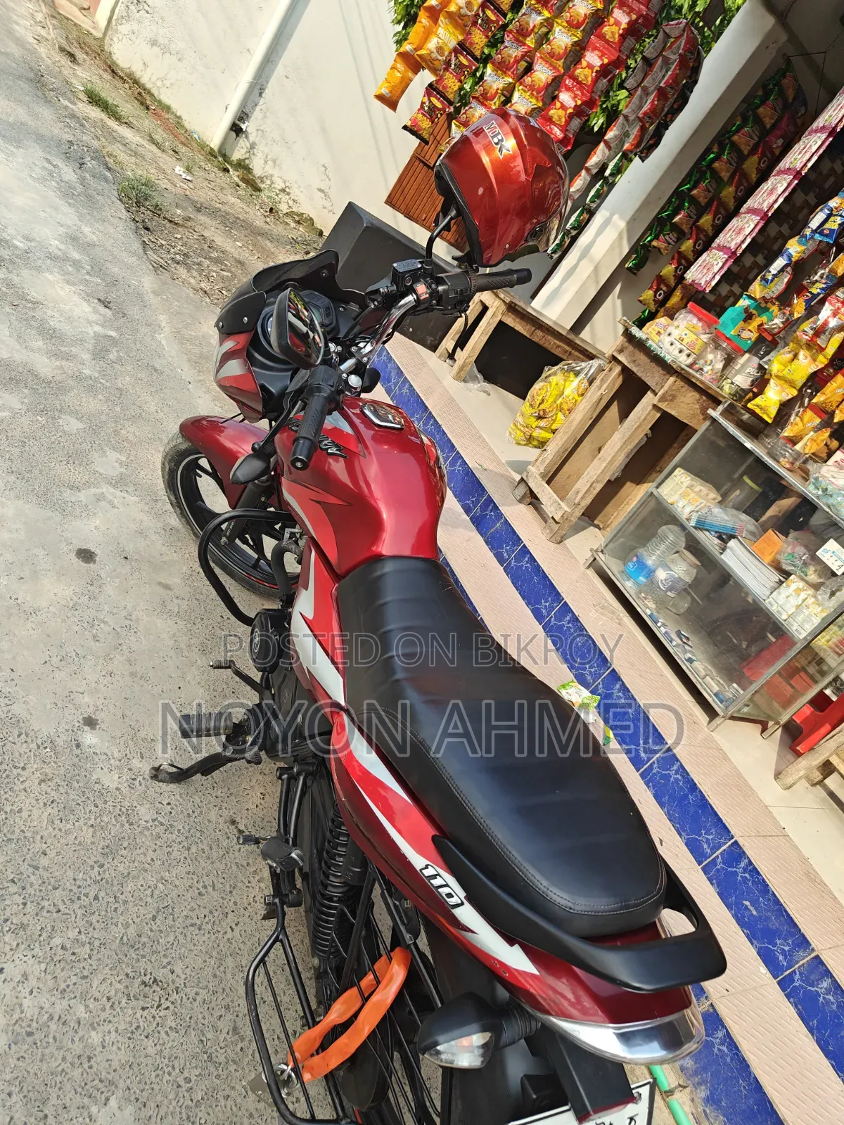 বাজাজ ডিসকভার ১১০ ২০২২ লাল