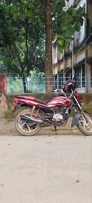 Bajaj Platina ES 2018 Red