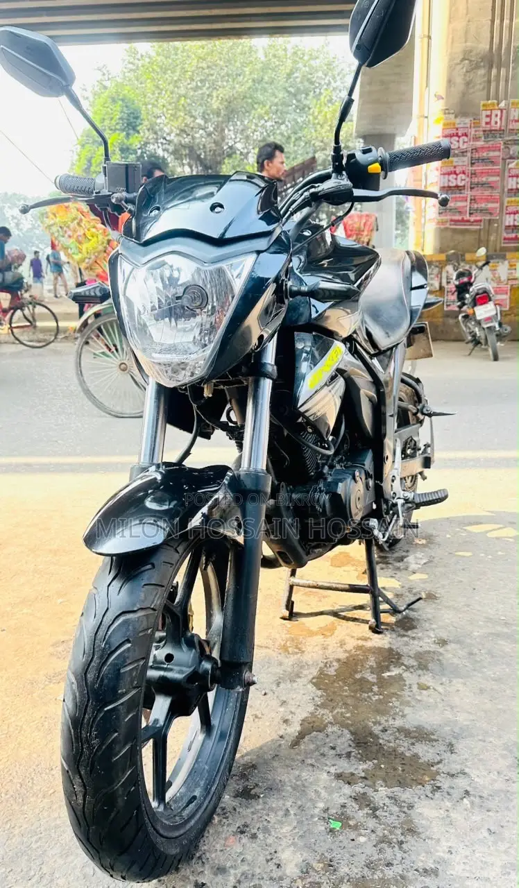 সুজুকি জিক্সার ২০১৯ ব্ল্যাক