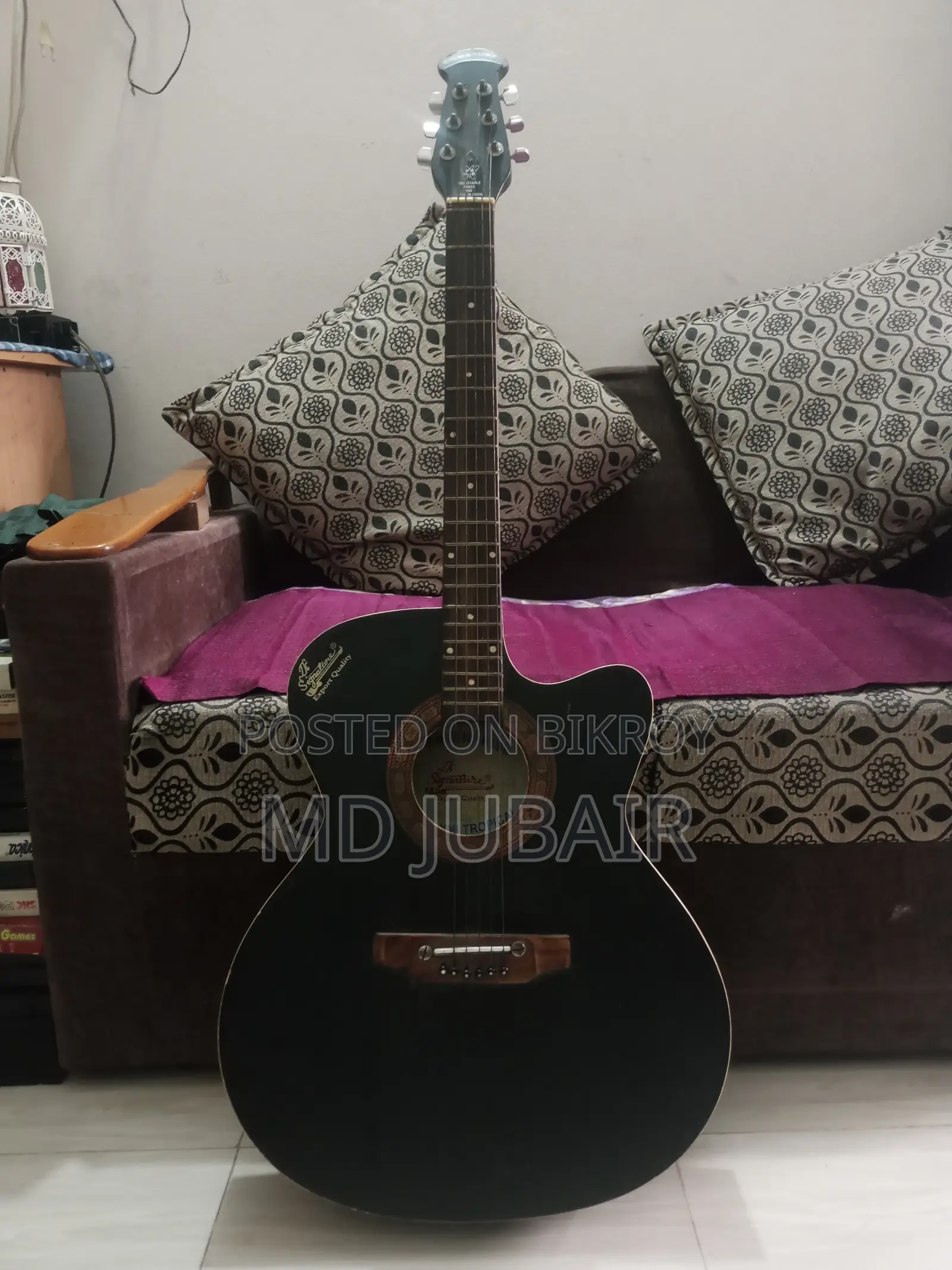 Acoustic Guitar বিক্রি হবে