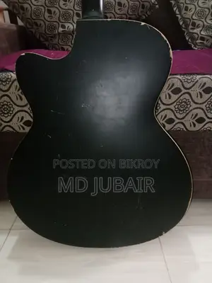 Acoustic Guitar বিক্রি হবে