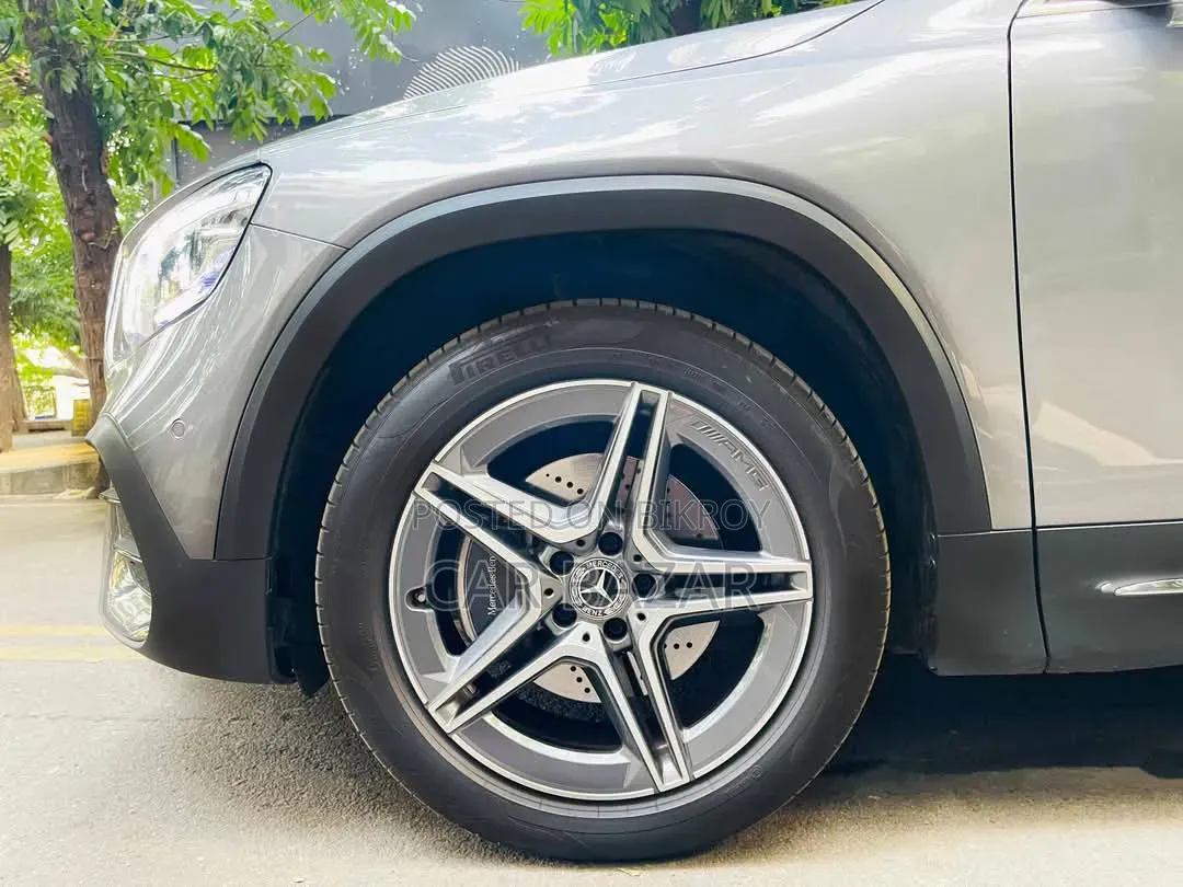 Mercedes-Benz GLB-Class GLB 200 4MATIC 2022 Gray