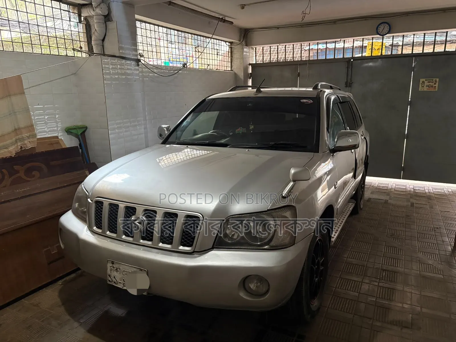 Toyota Kluger 2002 Silver