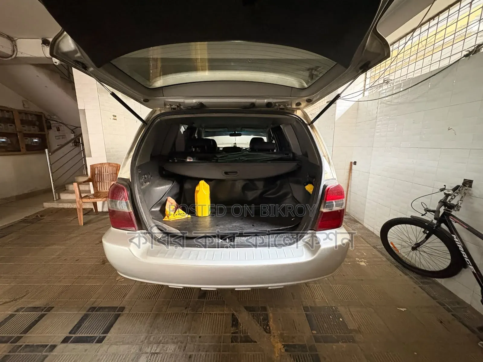 Toyota Kluger 2002 Silver